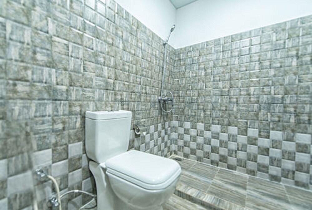 Metro City Hotel Colombo Ngoại thất bức ảnh