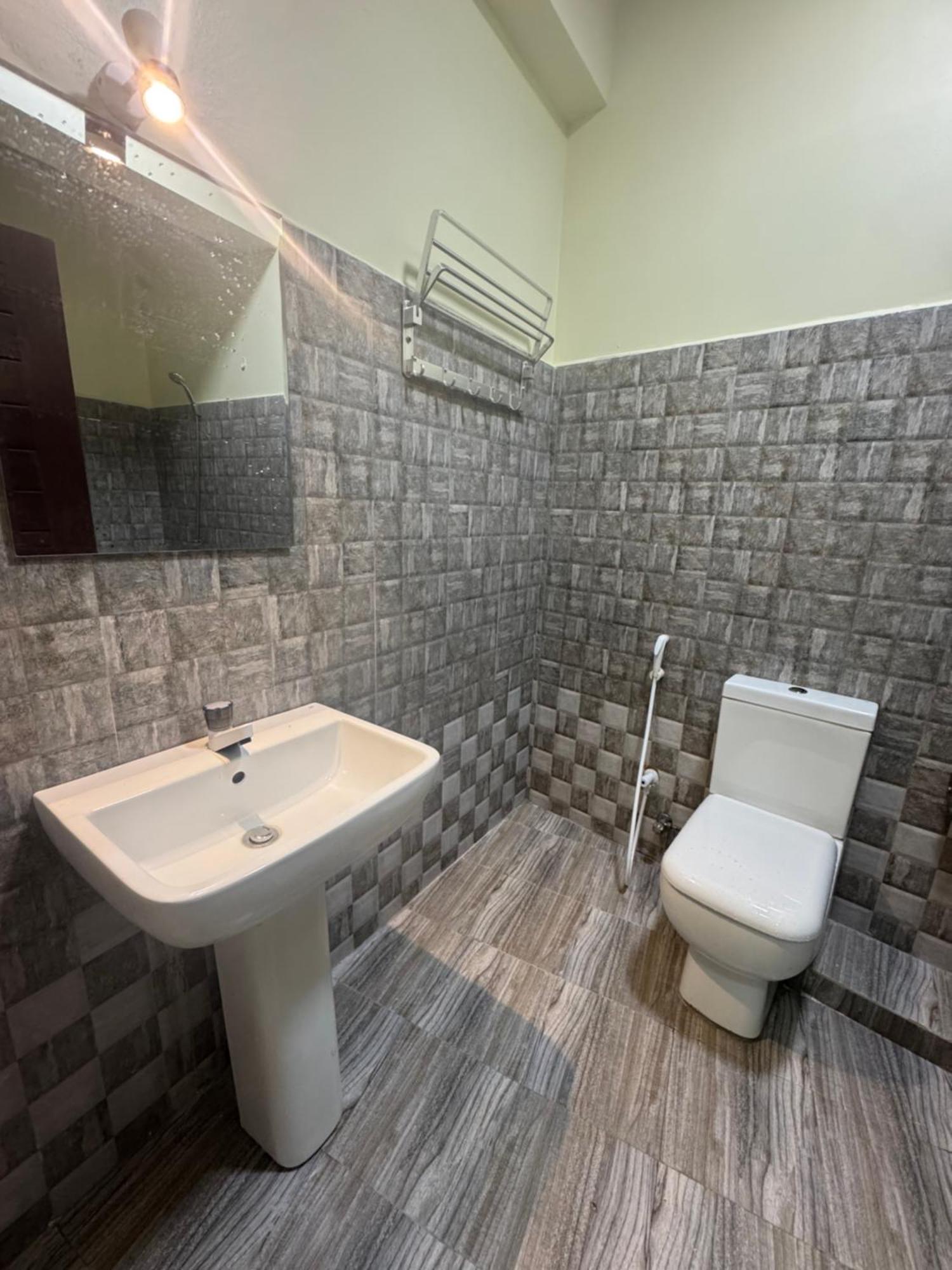Metro City Hotel Colombo Ngoại thất bức ảnh