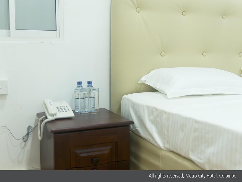 Metro City Hotel Colombo Ngoại thất bức ảnh