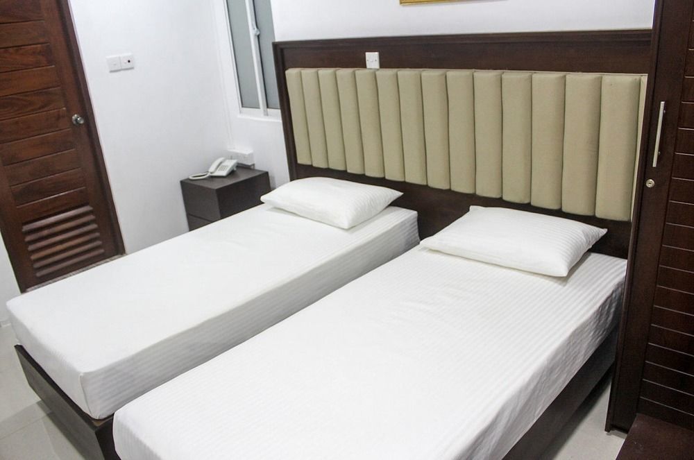 Metro City Hotel Colombo Ngoại thất bức ảnh