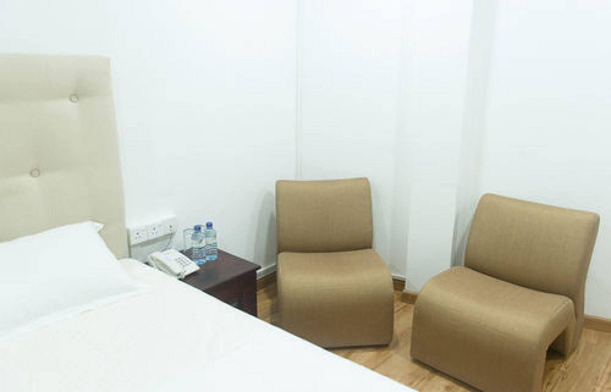 Metro City Hotel Colombo Ngoại thất bức ảnh