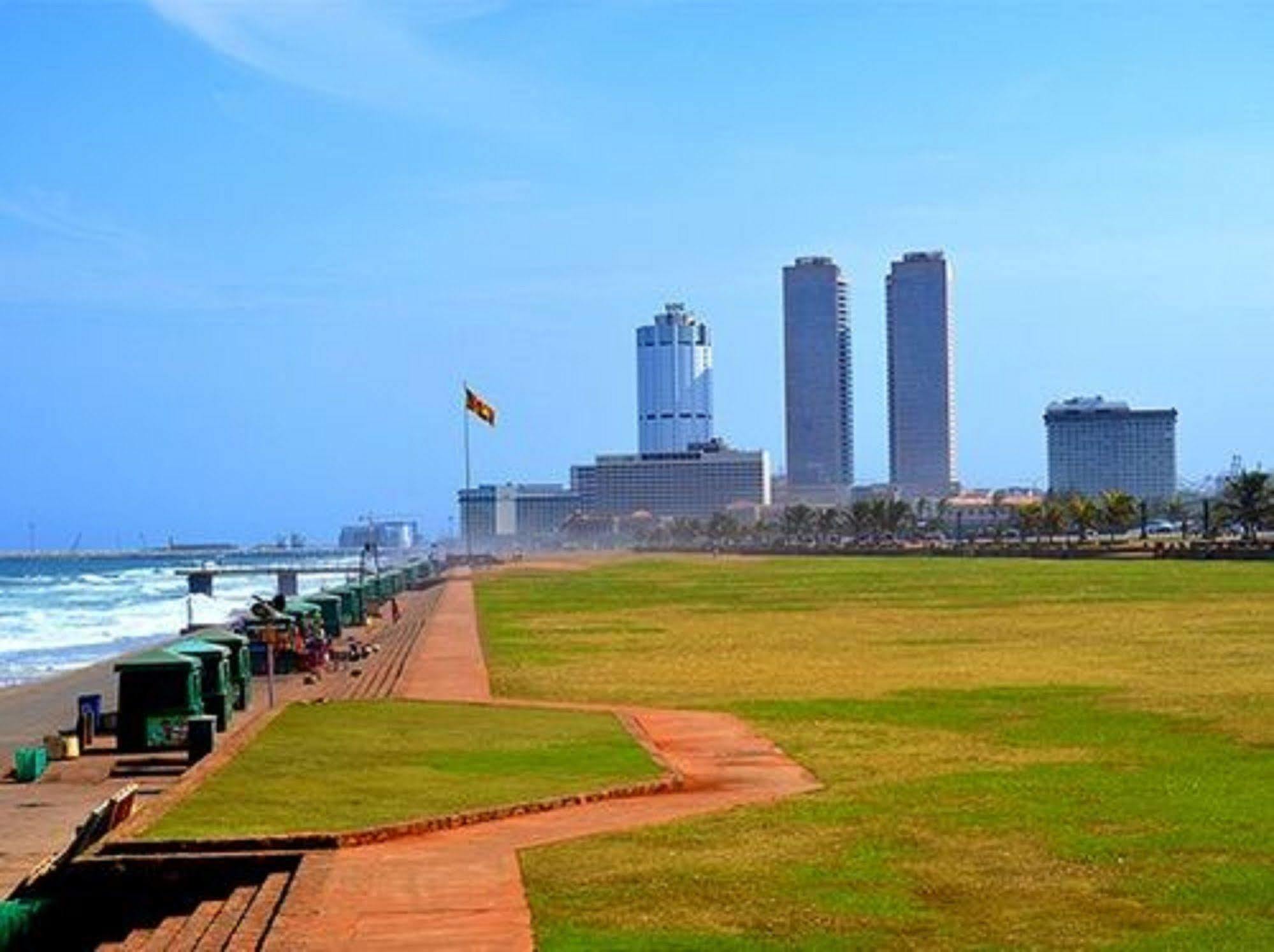 Metro City Hotel Colombo Ngoại thất bức ảnh