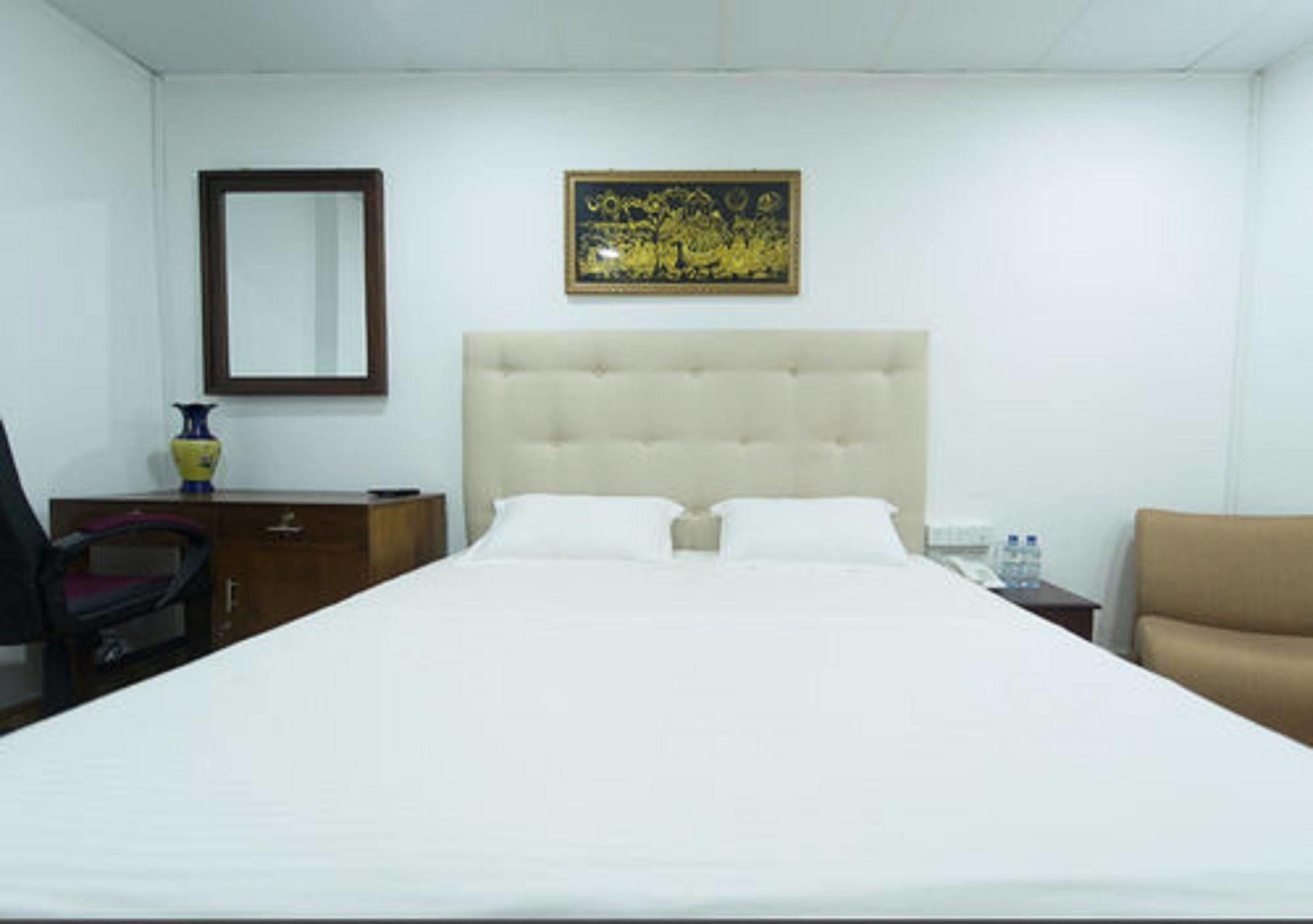 Metro City Hotel Colombo Ngoại thất bức ảnh