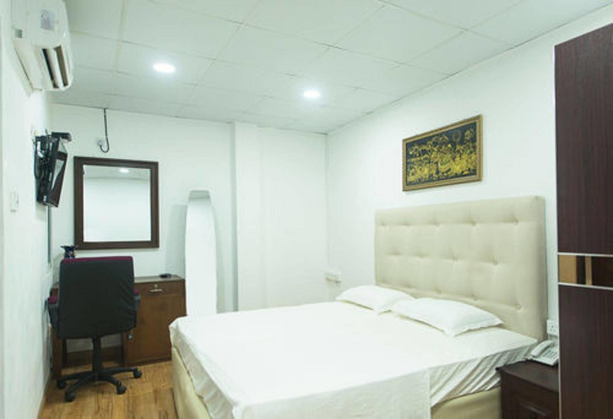 Metro City Hotel Colombo Ngoại thất bức ảnh